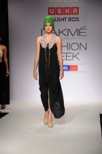 Model walk the ramp for Saurabh Kant Talent Box show at Lakme Fashion Week 2012 Day 5 in Grand Hyatt on 7th Aug 2012 (92).JPG